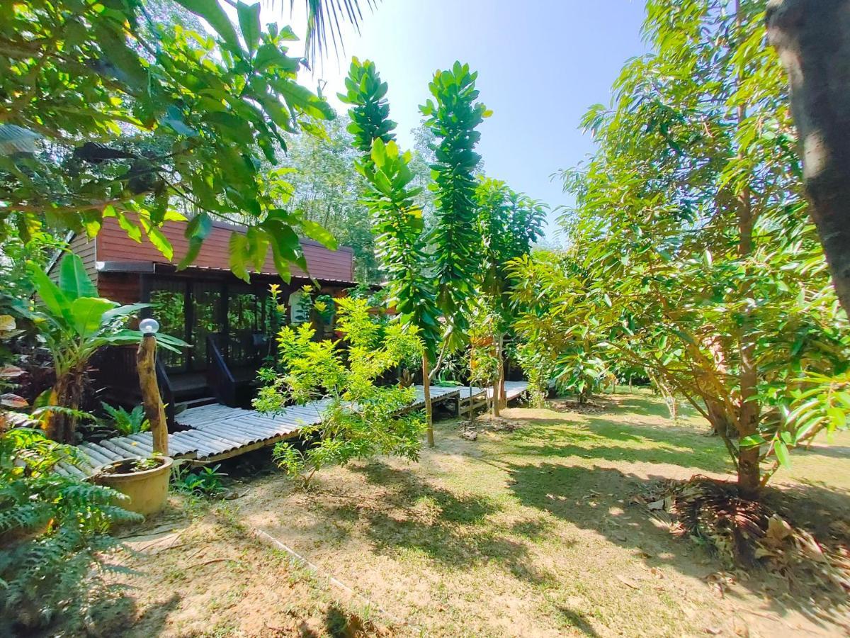 Hotel Kohmook Nurse House Ko Muk Exterior foto